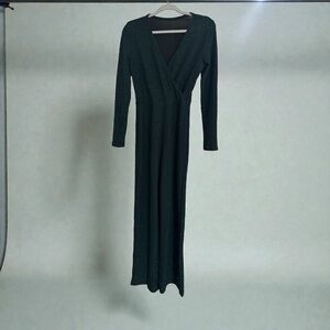 Elegant green and black jumpsuit